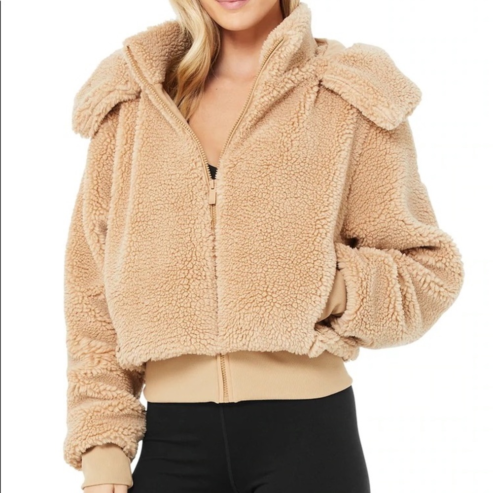 Alo Yoga Jacket- NWOT!!